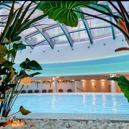 Appartamento Hanza Tower Sky - 24 Family With Spa Pool & Jacuzzi & Sauna *